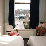 뮤지엄지흐트 호텔